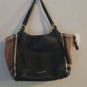 Burberry Medium Soft Leather Banner